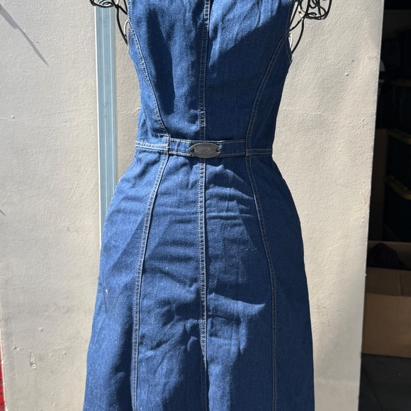 Vintage 70s Levis Denim Sundress Fitted Button Front Dress Brass Buckle In Back - Picture 7 of 11